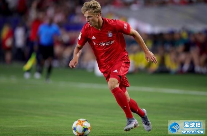 皇家马德里球员公开自我批评，力求更进一步的简单介绍