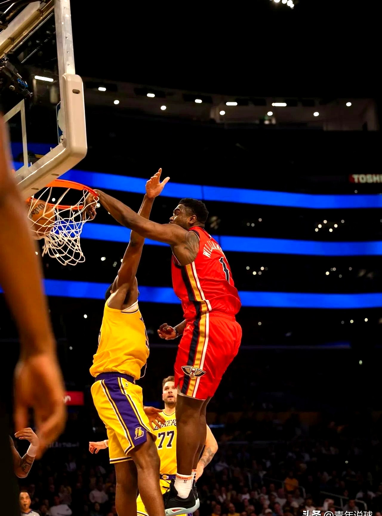 NBA新赛季开战在即，球队备战迎接挑战 